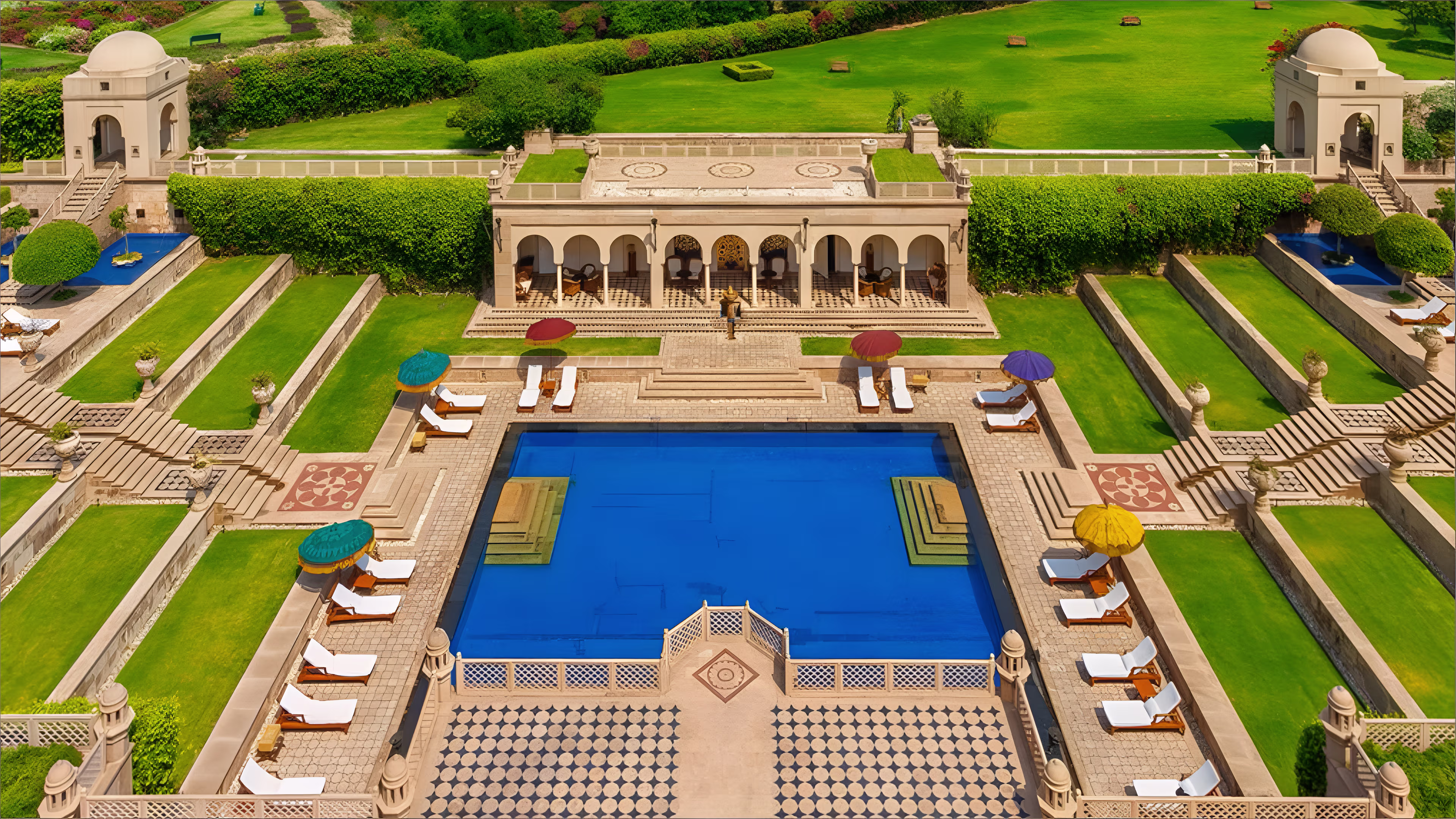 2. The Oberoi Amarvilas